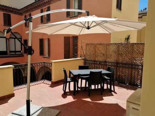 Galleria Del Toro Apartments بولونيا المظهر الخارجي الصورة